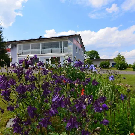 Luxurious Holiday In T Nnesberg With Garden
