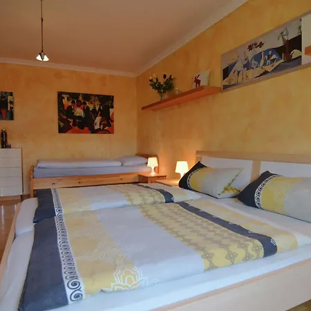 Luxurious Holiday In T Nnesberg With Garden