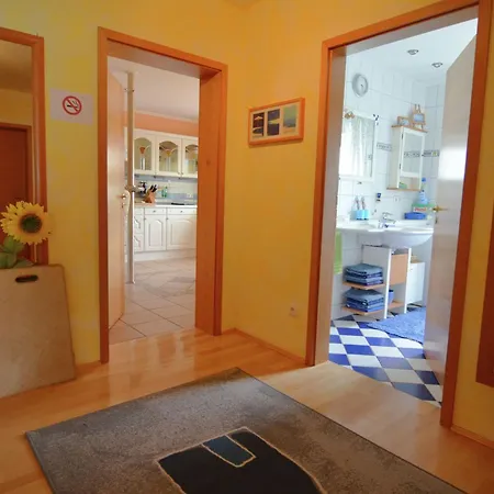 Luxurious Holiday In T Nnesberg With Garden