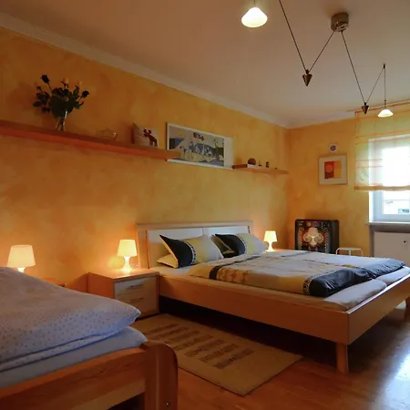 Holiday home Luxurious Holiday In T Nnesberg With Garden *